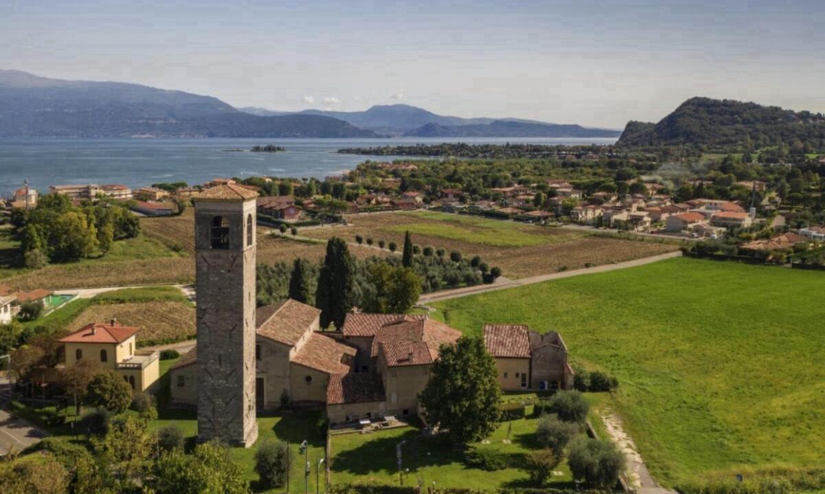 Di Garda A 300m - House In Manerba Holiday home