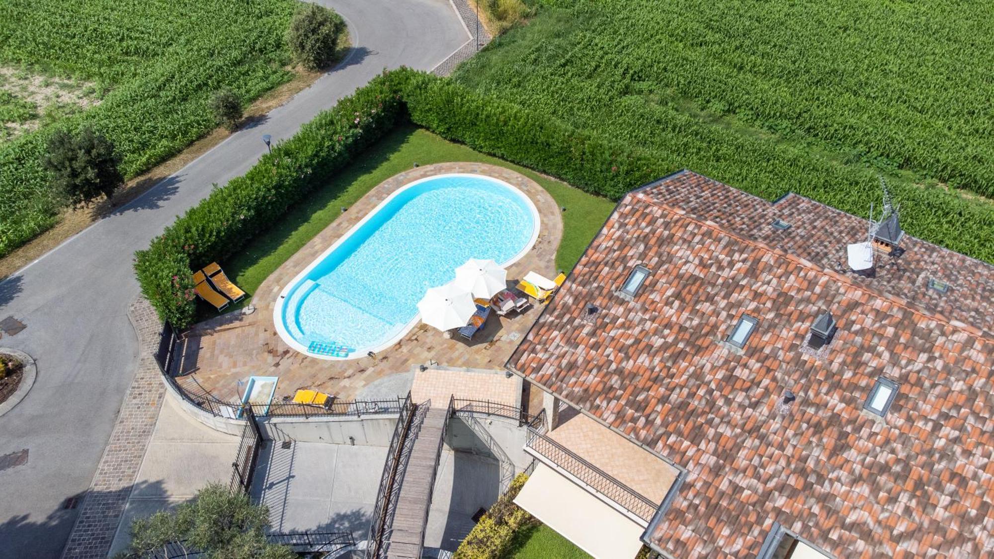 Di Garda A 300m - House In Manerba Manerba del Garda
